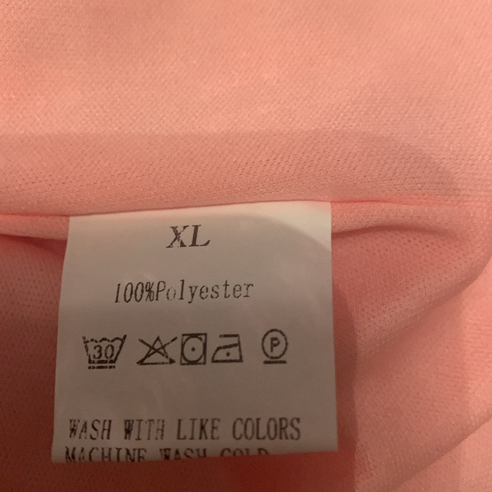 Chic Pink Sequin Sleeveless Top - Picture 2 of 6